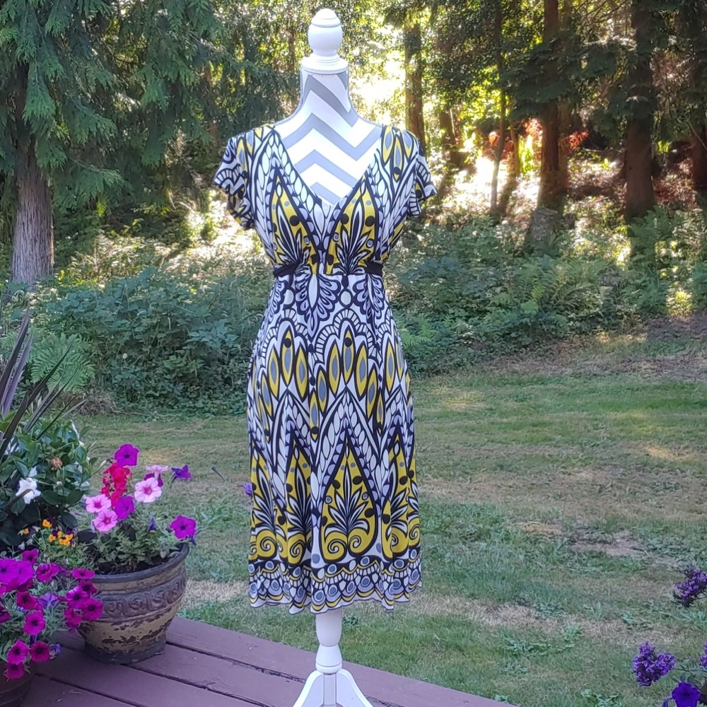 GNW Black and Yellow Dress